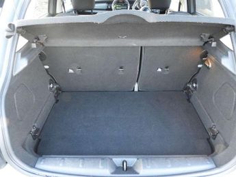 MINI Hatchback 5dr 1.5 Cooper 5dr Auto