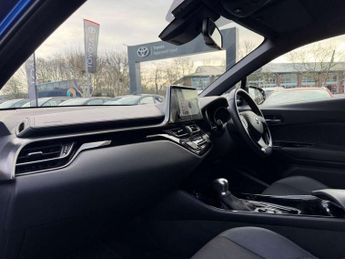 Toyota C-HR 1.8 Hybrid Design 5dr CVT