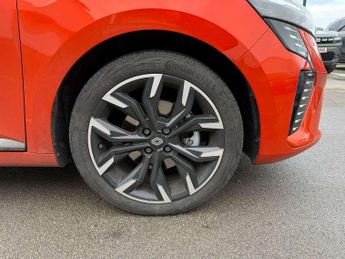 Renault Clio 1.6 E-TECH full hybrid 145 Techno 5dr Auto