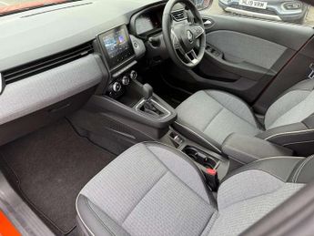 Renault Clio 1.6 E-TECH full hybrid 145 Techno 5dr Auto