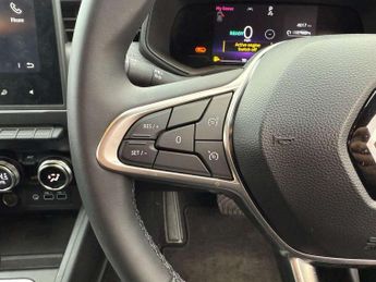 Renault Clio 1.6 E-TECH full hybrid 145 Techno 5dr Auto