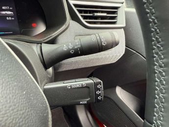 Renault Clio 1.6 E-TECH full hybrid 145 Techno 5dr Auto