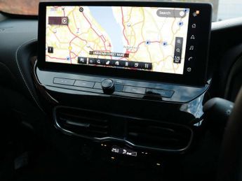 Nissan Juke 1.6 Hybrid Tekna 5dr Auto