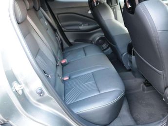 Nissan Juke 1.6 Hybrid Tekna 5dr Auto