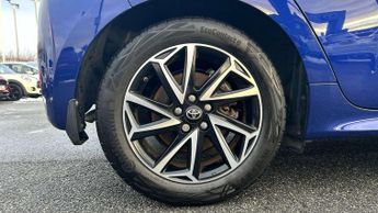 Toyota Yaris 1.5 Hybrid Design 5dr CVT
