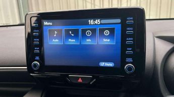 Toyota Yaris 1.5 Hybrid Design 5dr CVT