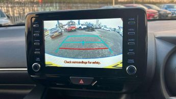 Toyota Yaris 1.5 Hybrid Design 5dr CVT