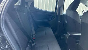 Toyota Yaris 1.5 Hybrid Design 5dr CVT