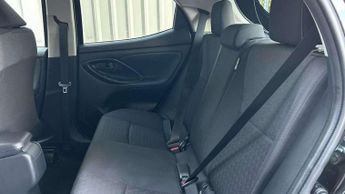 Toyota Yaris 1.5 Hybrid Design 5dr CVT