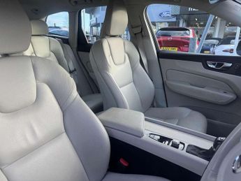 Volvo XC60 2.0 T5 [250] Momentum 5dr AWD Geartronic