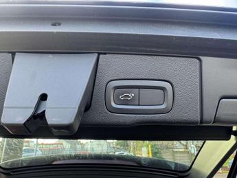 Volvo XC60 2.0 T5 [250] Momentum 5dr AWD Geartronic