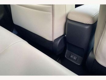 Lexus Lbx 1.5 Premium Plus 5dr E-CVT