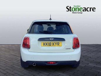 MINI Hatchback 5dr 1.5 Cooper II 5dr Auto