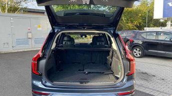 Volvo XC90 2.0 B5P Plus Dark 5dr AWD Geartronic