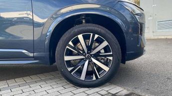 Volvo XC90 2.0 B5P Plus Dark 5dr AWD Geartronic