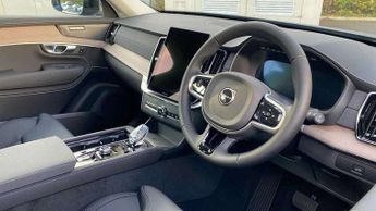 Volvo XC90 2.0 B5P Plus Dark 5dr AWD Geartronic