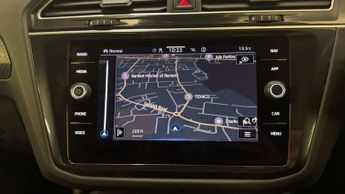 Volkswagen Tiguan 2.0 TDI 4Motion R-Line 5dr DSG
