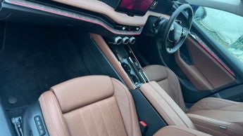 Skoda Superb Estate 2.0 TDI 193 Laurin + Klement 4X4 5dr DSG