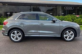 Audi Q3 35 TFSI S Line 5dr S Tronic