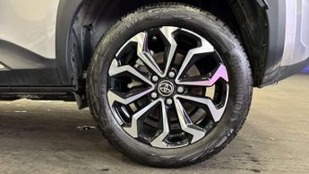 Toyota Yaris Cross 1.5 Hybrid Design 5dr CVT