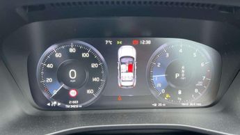 Volvo XC40 2.0 B4P R DESIGN Pro 5dr Auto [7 speed]