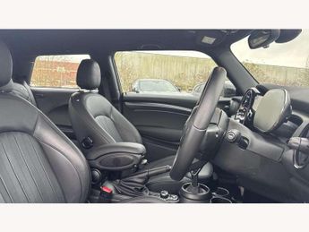 MINI Hatchback 1.5 Cooper Exclusive 3dr Auto