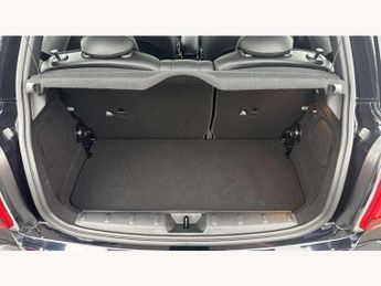 MINI Hatchback 1.5 Cooper Exclusive 3dr Auto