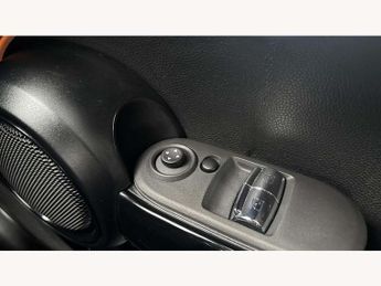 MINI Hatchback 1.5 Cooper Exclusive 3dr Auto