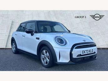MINI Hatch 1.5 Cooper Classic 5dr Auto [Comfort/Nav Pack]