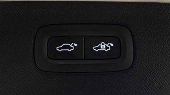 Volvo XC90 2.0 B5P Plus Dark 5dr AWD Geartronic