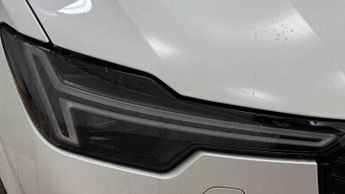 Volvo XC90 2.0 B5P Plus Dark 5dr AWD Geartronic