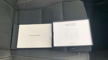 Volvo XC40 2.0 B5P R DESIGN Pro 5dr AWD Auto