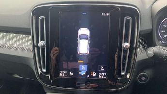 Volvo XC40 2.0 B5P R DESIGN Pro 5dr AWD Auto