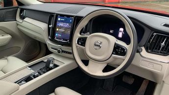 Volvo XC60 2.0 B4D Plus Dark 5dr AWD Geartronic