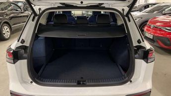 Volkswagen Tayron 1.5 TSI eHybrid Life 5dr DSG6