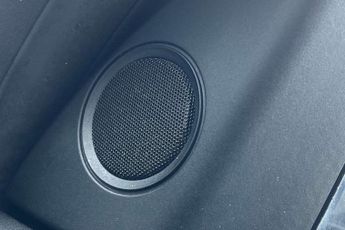 Land Rover Discovery Sport 2.0 D200 R-Dynamic S Plus 5dr Auto [5 Seat]