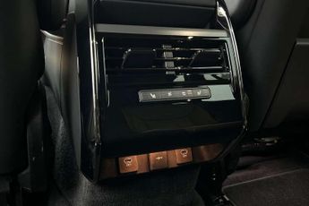 Land Rover Range Rover Sport 3.0 D300 Dynamic SE 5dr Auto