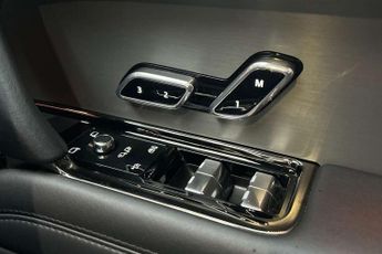 Land Rover Range Rover Sport 3.0 D300 Dynamic SE 5dr Auto