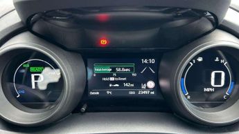 Toyota Yaris 1.5 Hybrid Design 5dr CVT