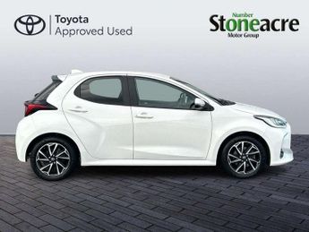 Toyota Yaris 1.5 Hybrid Design 5dr CVT