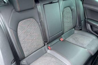 SEAT Leon 1.5 eTSI 115 FR Sport 5dr DSG [DAP]