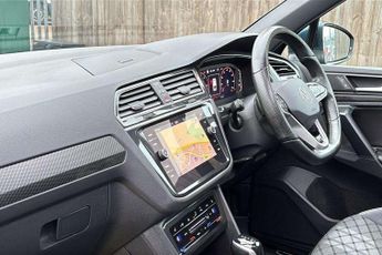Volkswagen Tiguan 2.0 TDI R-Line 5dr DSG