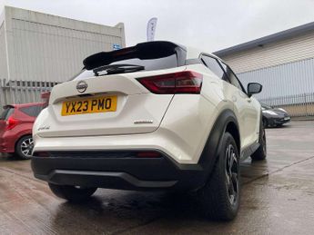 Nissan Juke 1.6 Hybrid N-Connecta 5dr Auto