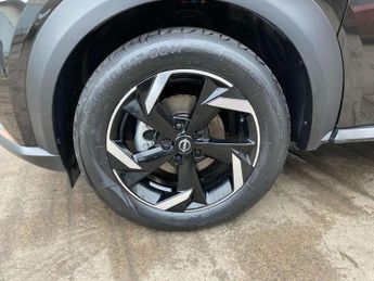 Nissan Juke 1.6 Hybrid Tekna 5dr Auto