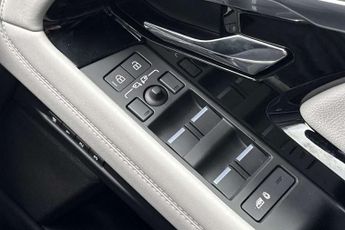 Land Rover Range Rover Evoque 2.0 D200 R-Dynamic SE 5dr Auto