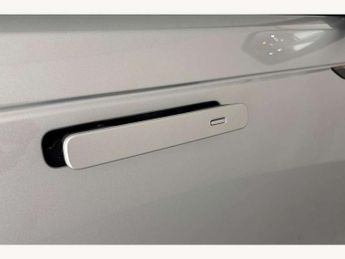 Land Rover Range Rover Velar 2.0 D240 R-Dynamic HSE 5dr Auto