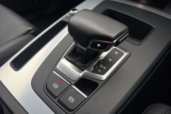 Audi Q5 50 TFSI e Quattro Sport 5dr S Tronic