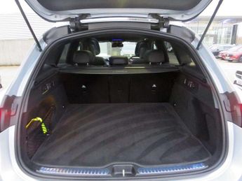 Mercedes-Benz GLC GLC 300 4Matic AMG Line Premium Plus 5dr 9G-Tronic