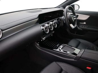 Mercedes-Benz CLA Shooting Brake CLA 220d AMG Line Premium Plus 5dr Tip Auto