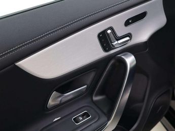 Mercedes-Benz CLA Shooting Brake CLA 220d AMG Line Premium Plus 5dr Tip Auto